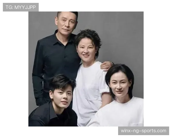 杨力维家的冰箱里只有蛋白粉和冰水