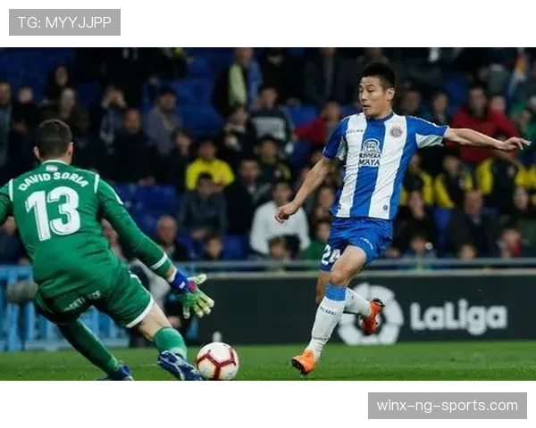 武磊居然这么小资？饭店点菜比我家还讲究，这日子过得谁顶得住啊！